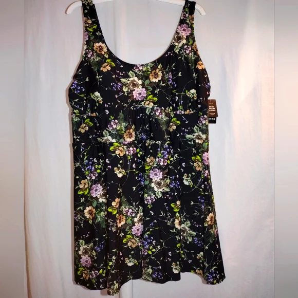 👙 NEW Torrid Wireless Swim Dress Size 4 NWT 👙 - Picture 3 of 12